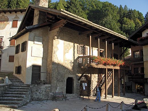 Velence, Dolomitok, Karintia II.