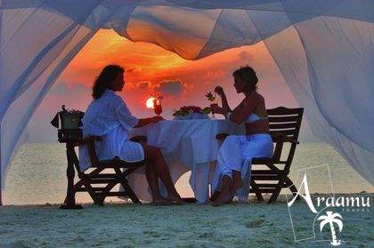 Maldív-szigetek, Royal Island Resort & Spa****+