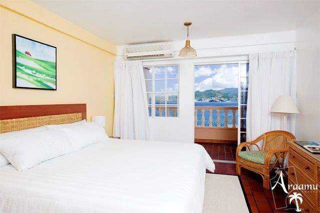 Grenada, The Flamboyant Hotel***