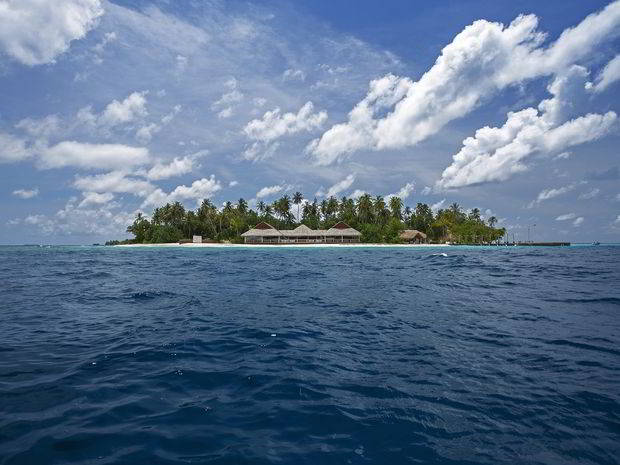 Maldív-szigetek, Malahini Kuda Bandos***+