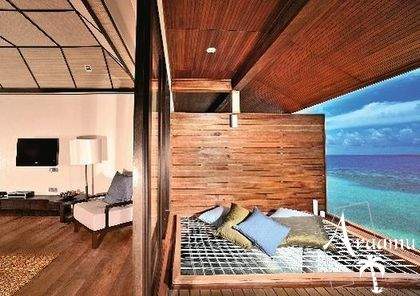 Maldív-szigetek, Lily Beach Resort & Spa Huvahendhoo*****