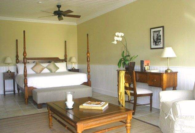Bahamák, Coral Sands Hotel***+