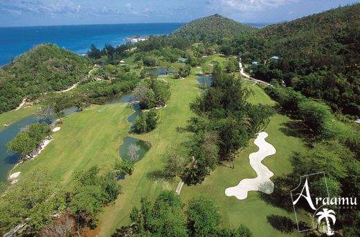 Seychelle-szigetek, Constance Lémuria Resort of Praslin*****+