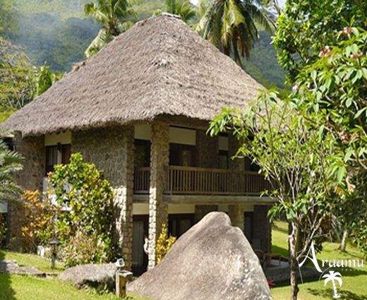 Seychelle-szigetek, Bamboo River Villa**
