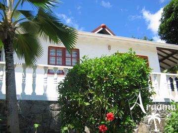 Seychelle-szigetek, Le Pti Payot Hotel**