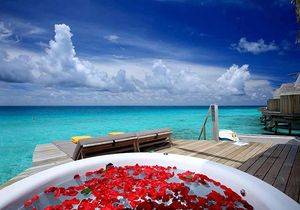 Centara Ras Fushi Resort & Spa Maldives ****
